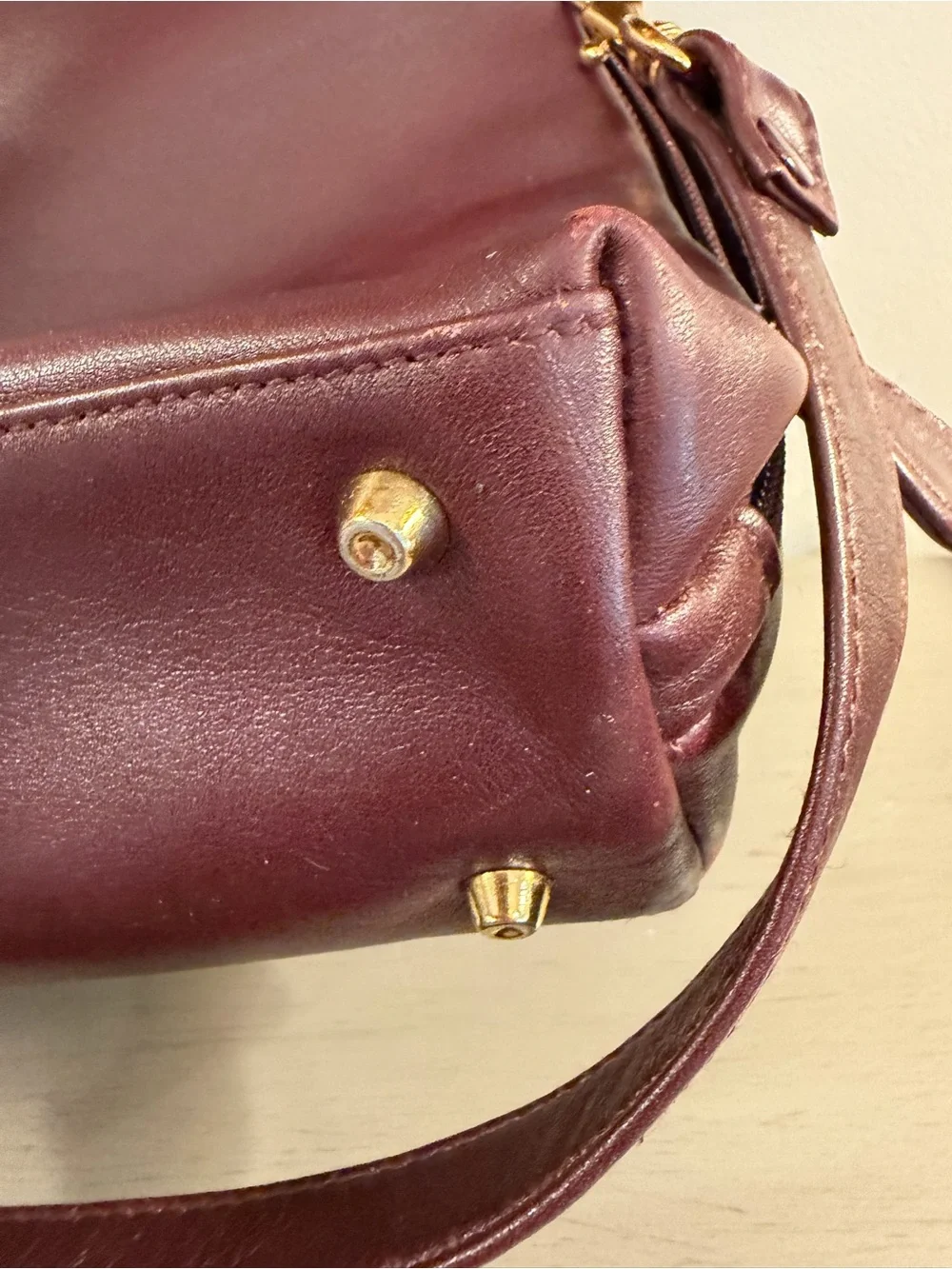 Vintage Etienne Aigner Classic Dark Burgundy Oxblood Leather Shoulder Bag Purse